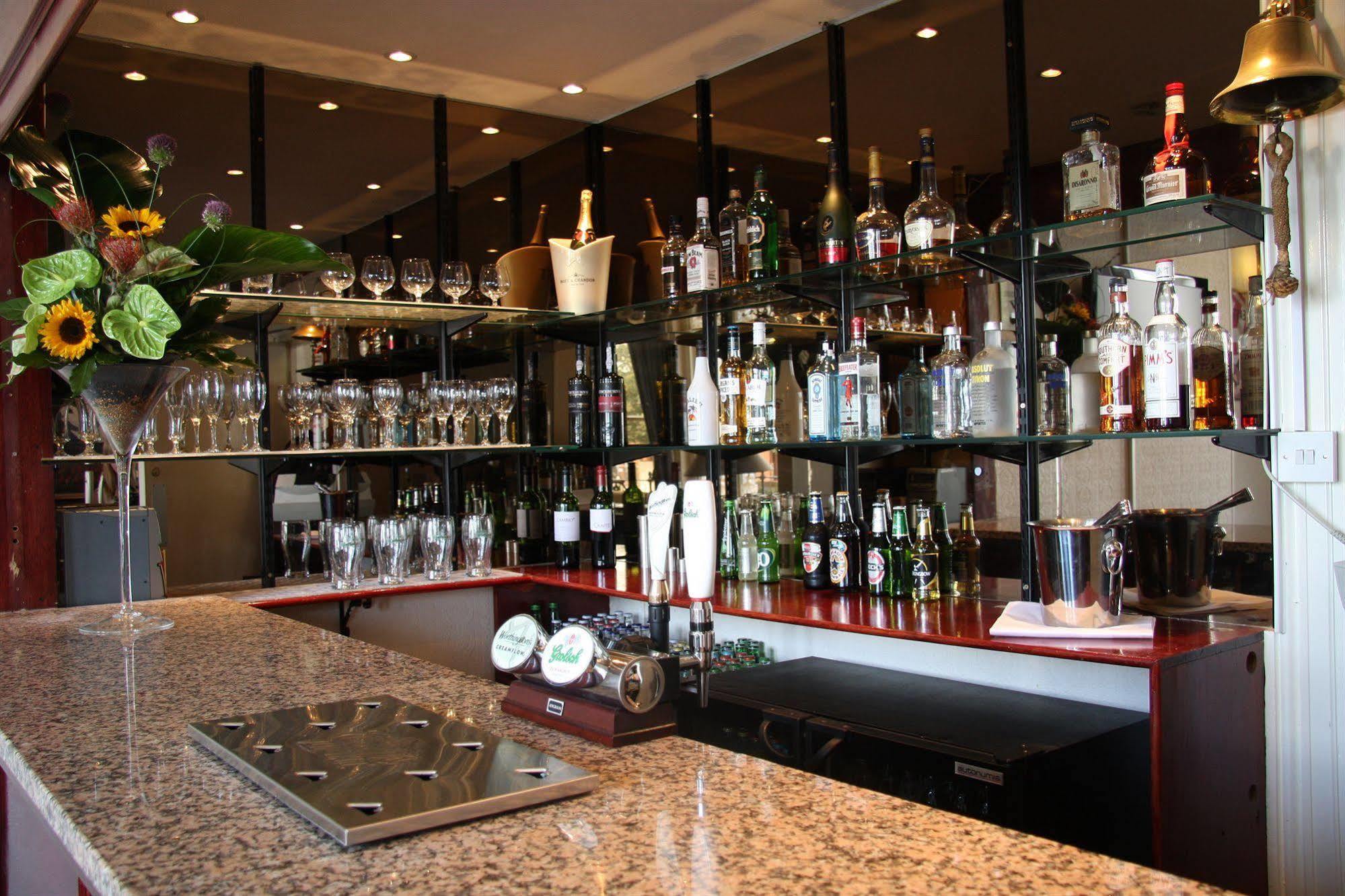 德文景园酒店 伊斯特布恩 外观 照片